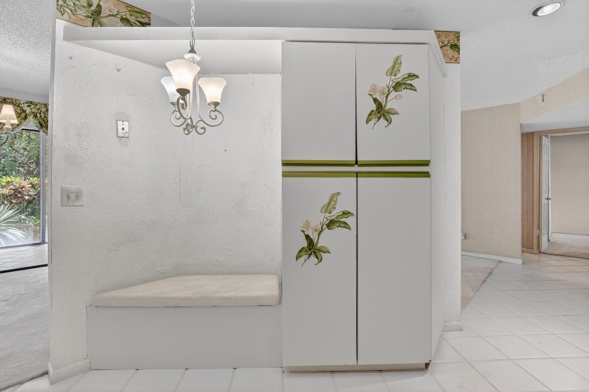 5590 Coach House Cir B