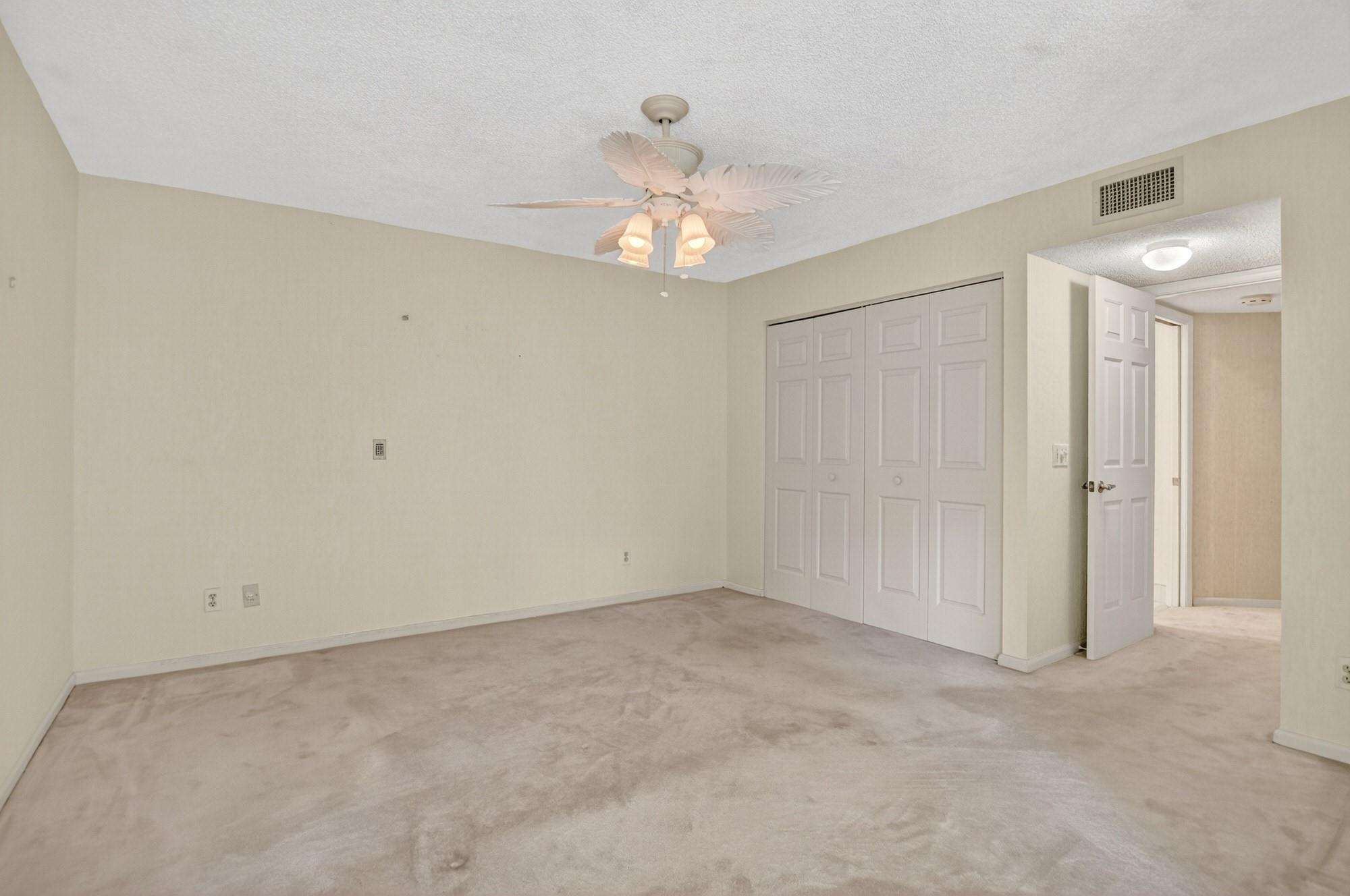 5590 Coach House Cir B