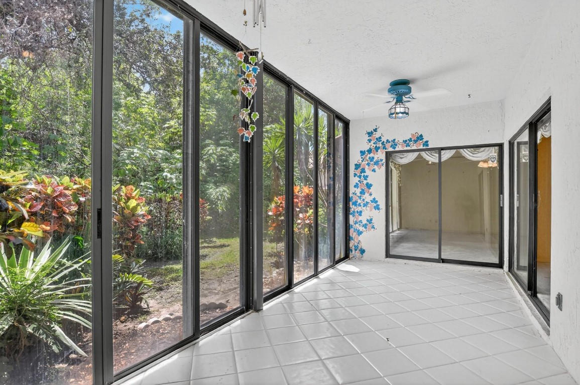 5590 Coach House Cir B