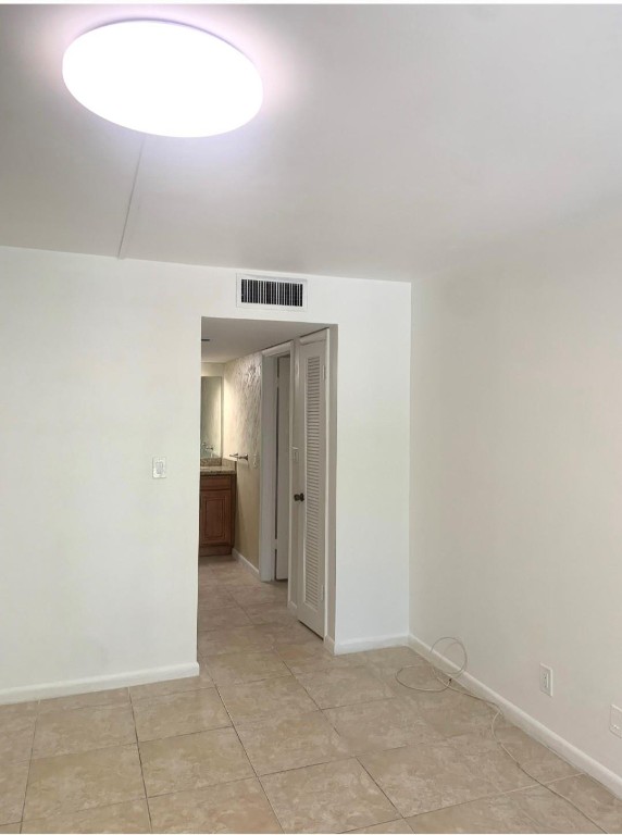 2312 S CYPRESS BEND DR