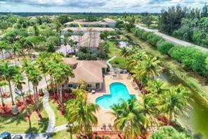 350 Crestwood Circle 105