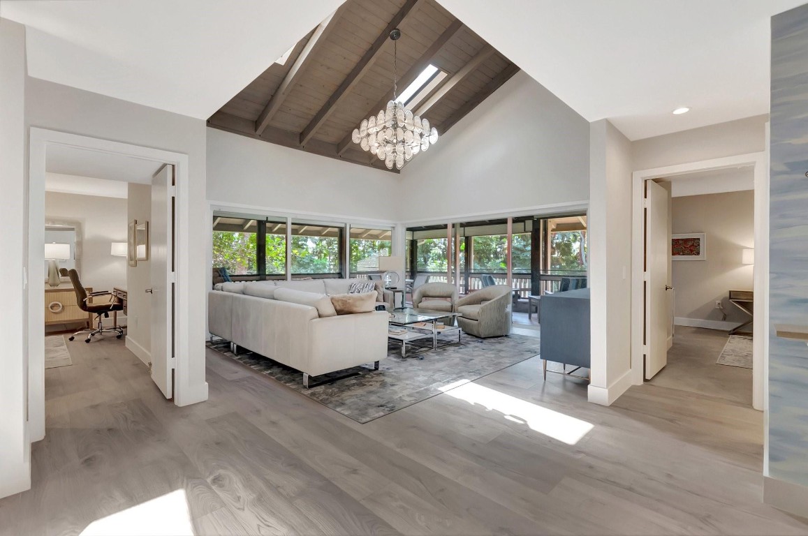 6925 Rain Forest Dr 6925