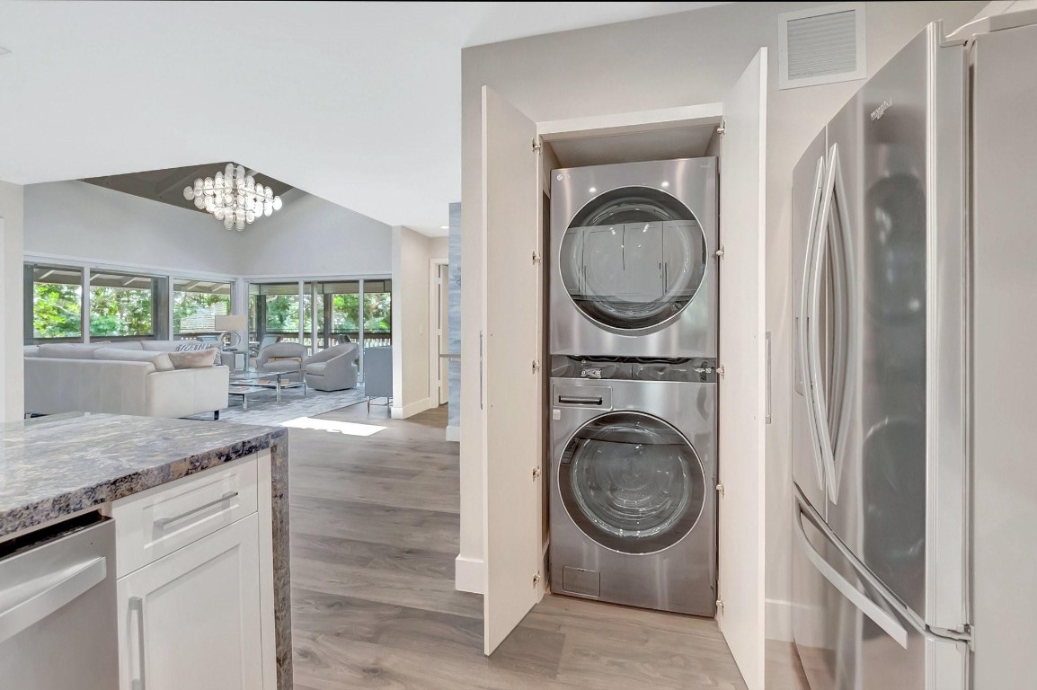 6925 Rain Forest Dr 6925