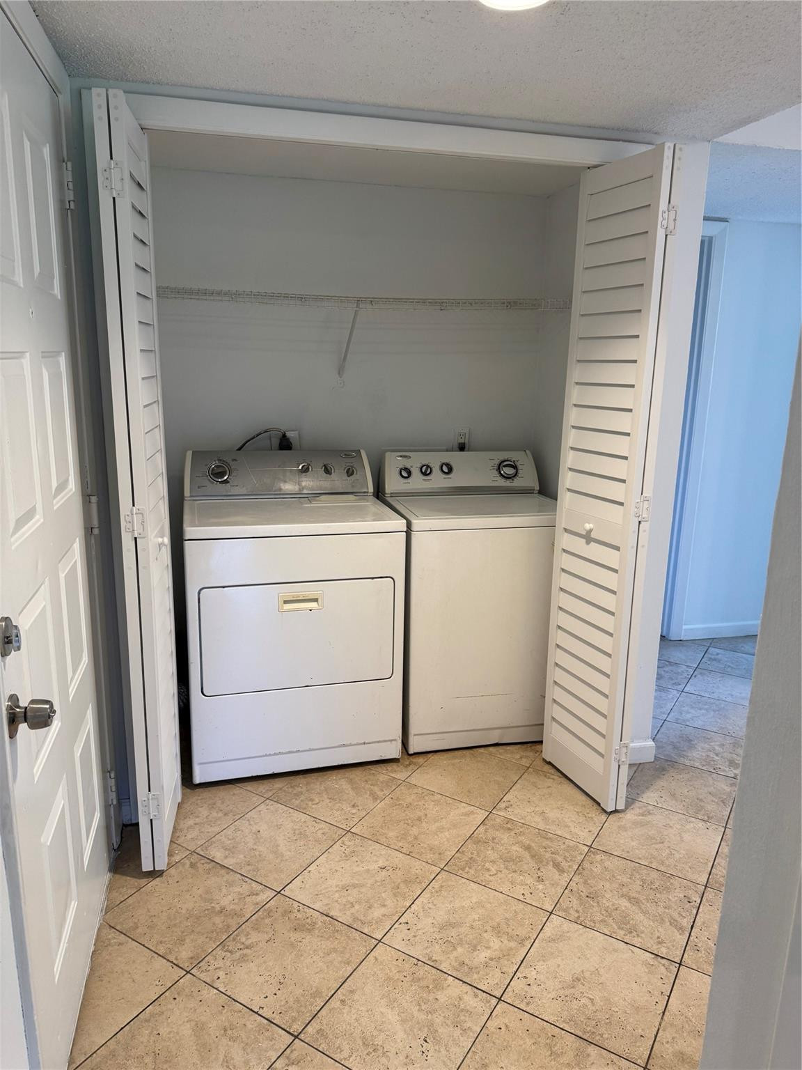 4521 W Mcnab Rd 19