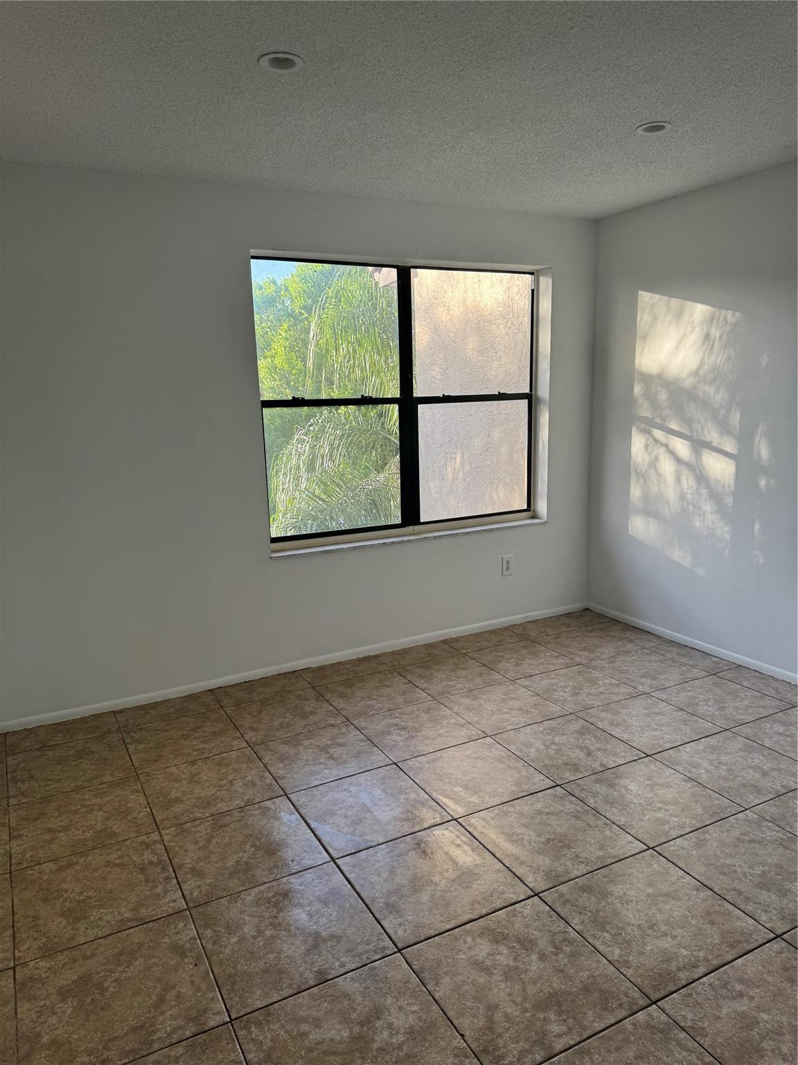 4521 W Mcnab Rd 19