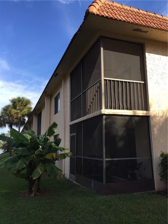 331 Lakeview Dr 201
