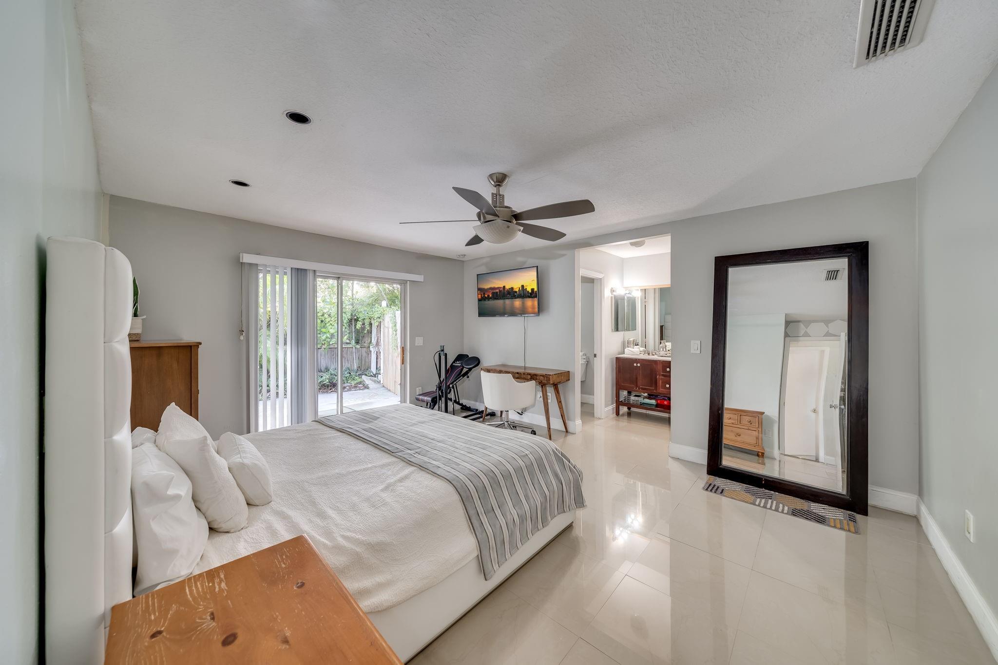 2550 Ray Ct
