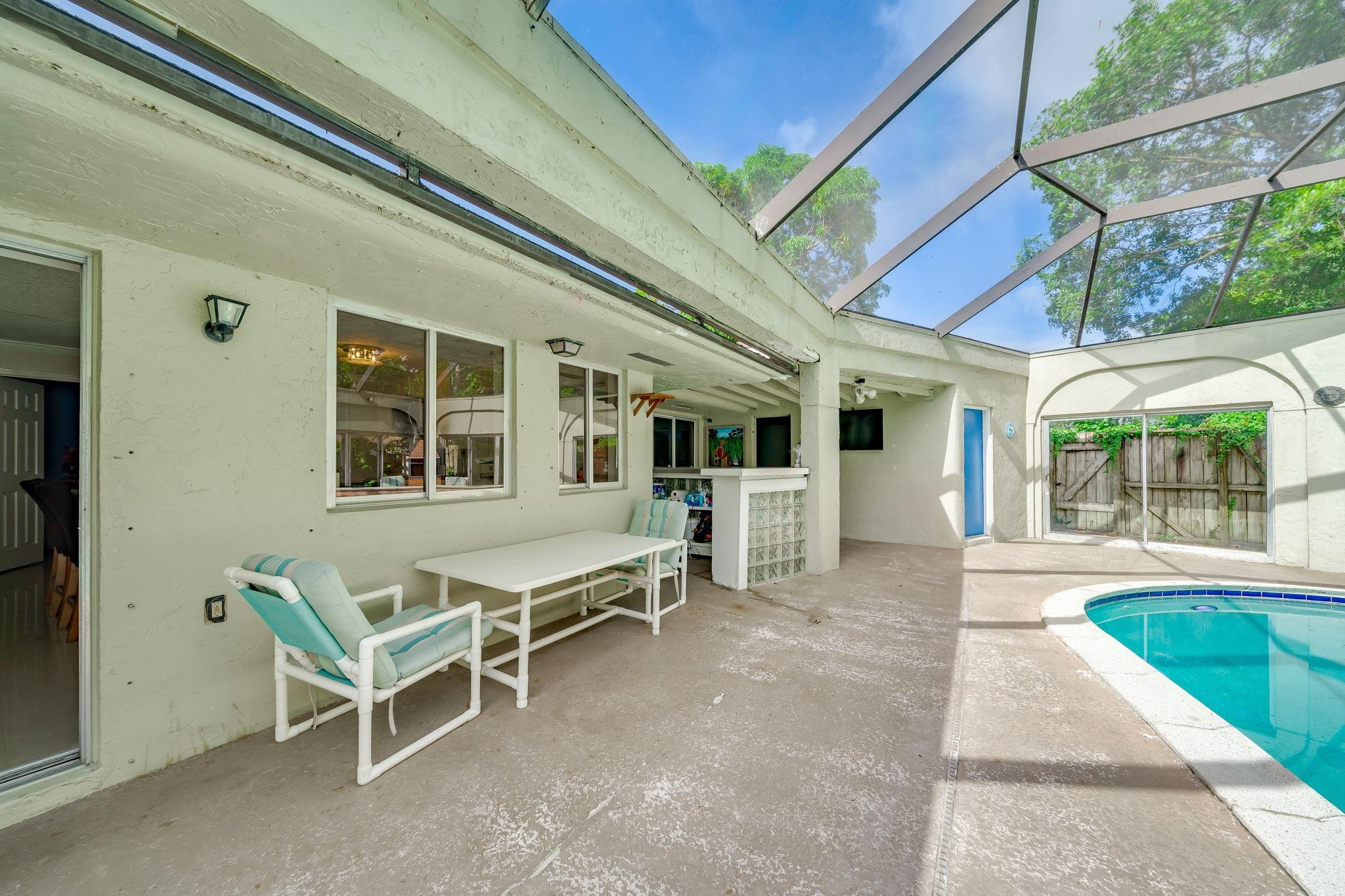 2550 Ray Ct