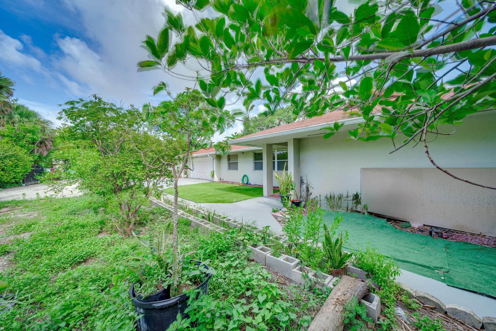2550 Ray Ct