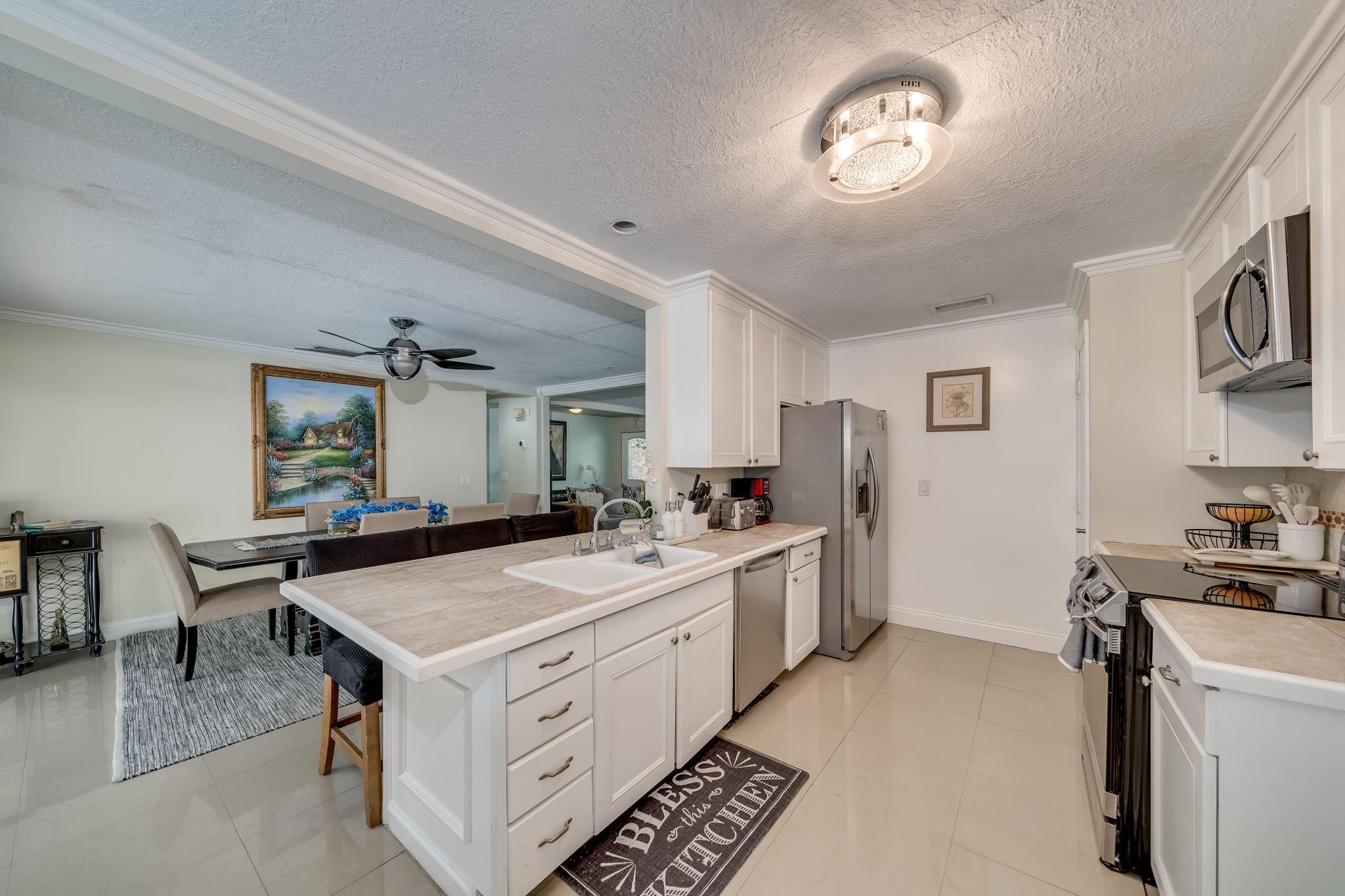 2550 Ray Ct