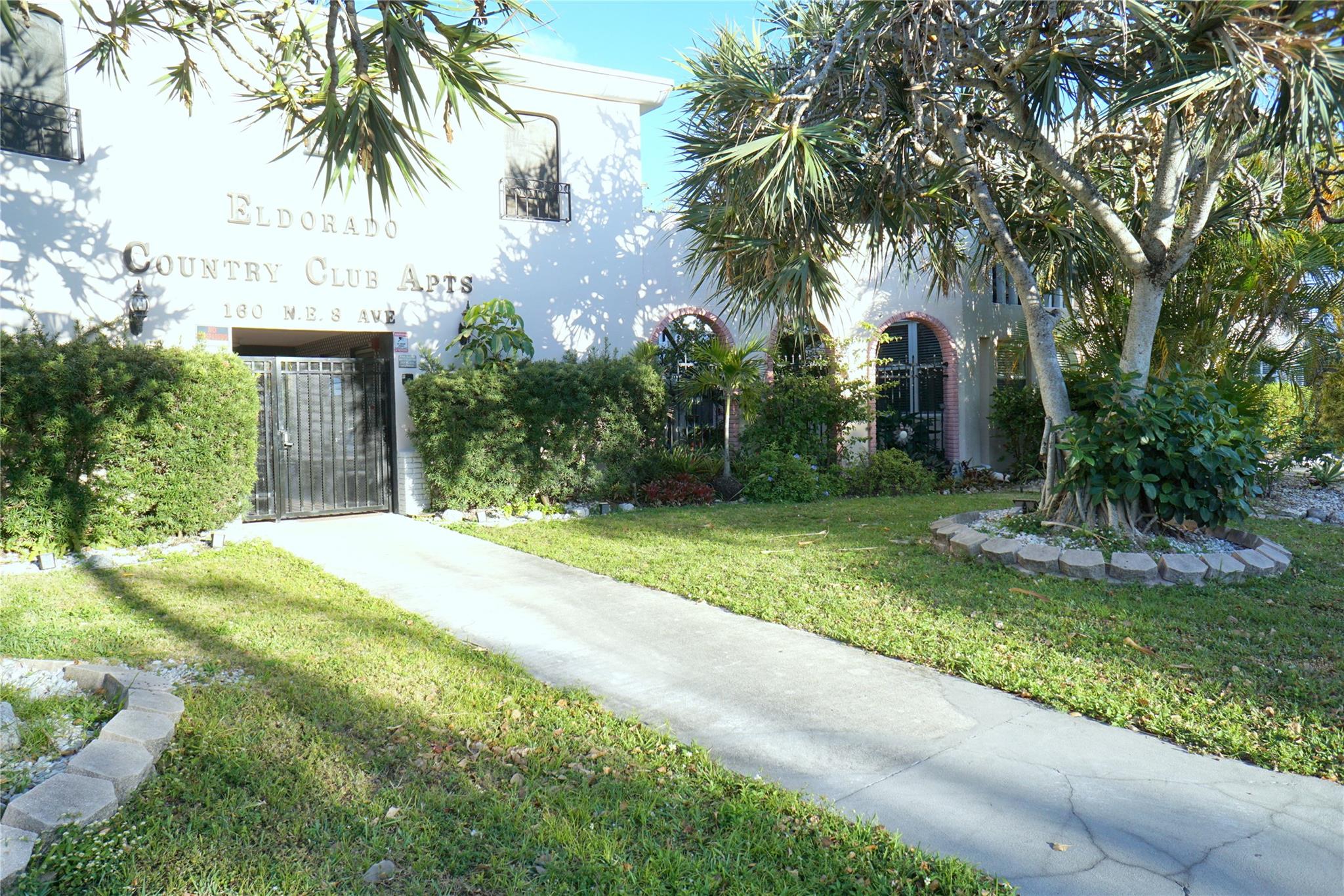 160 NE 8th Ave 25B