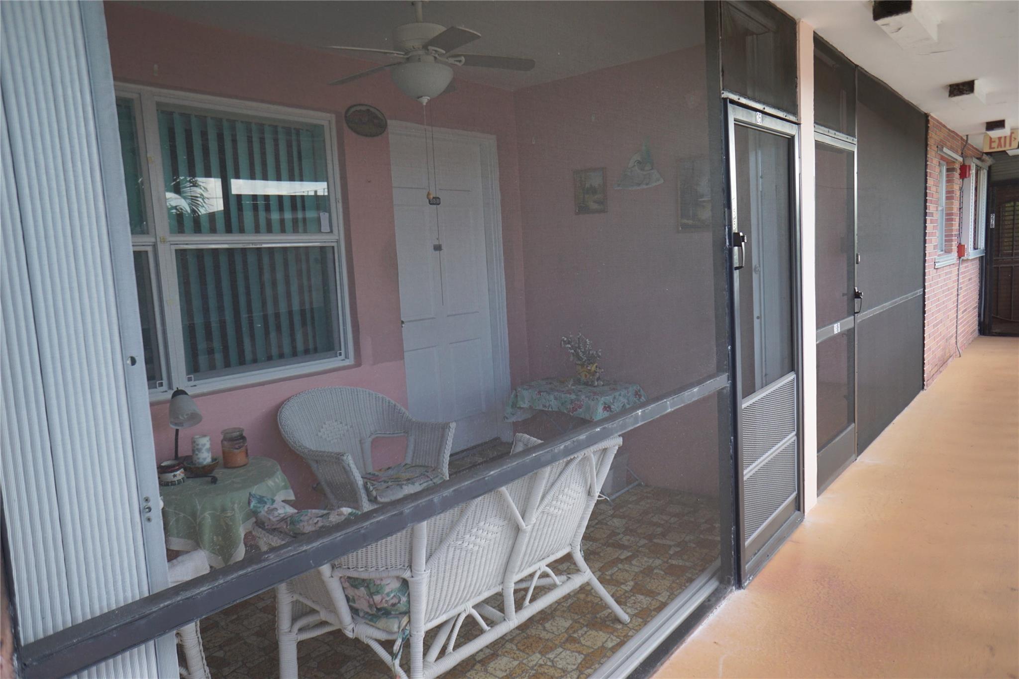 160 NE 8th Ave 25B