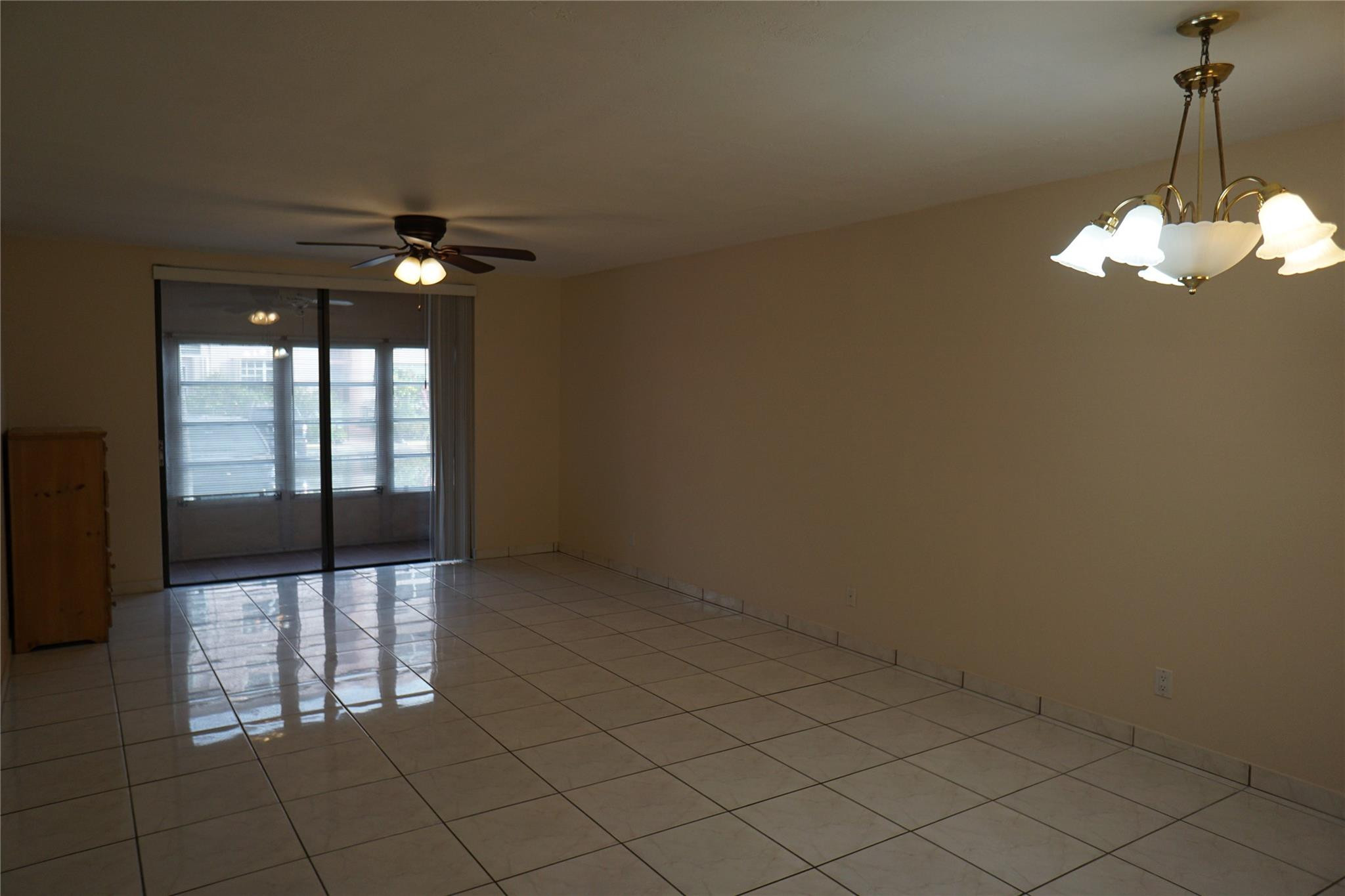 2841 Somerset Dr 115