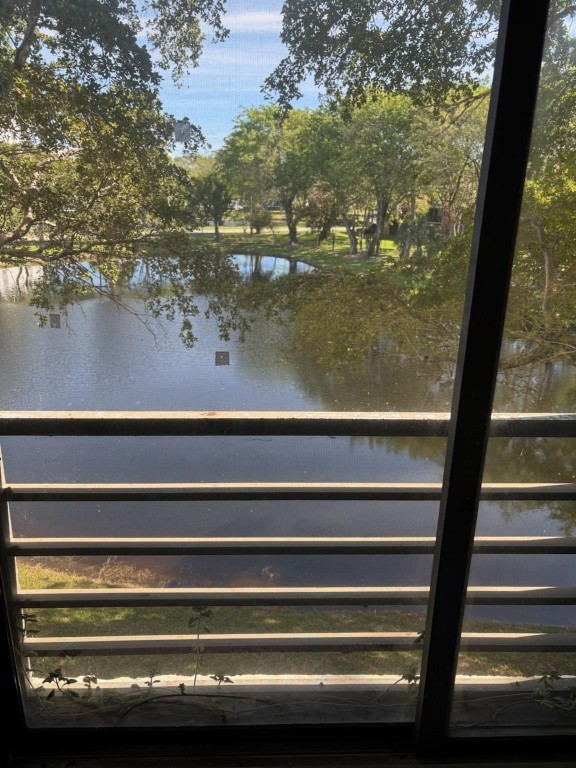 2304 S Cypress Bend Drive 313, Pompano Beach Unit: 313