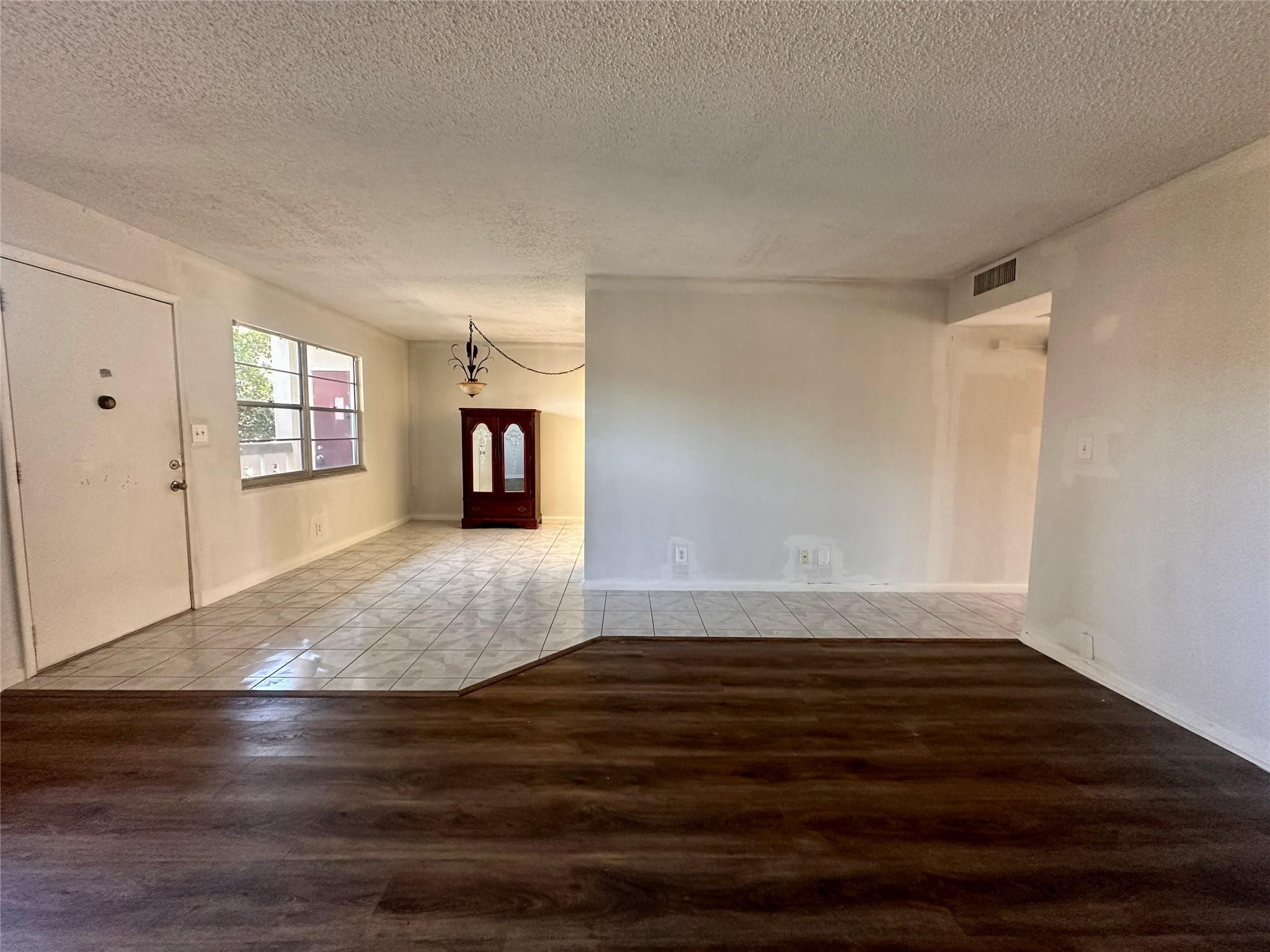 1805 Eleuthera Pt B2