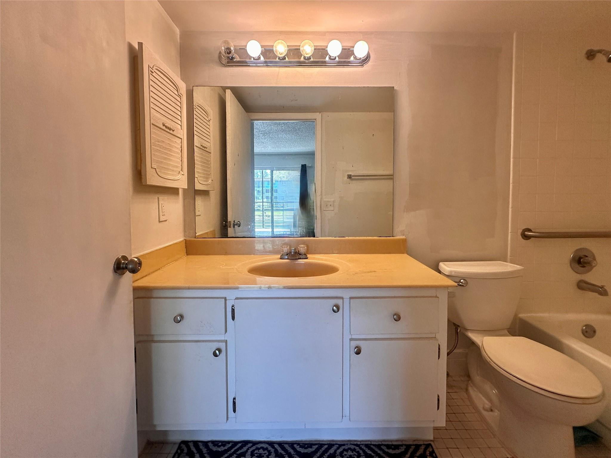 1805 Eleuthera Pt B2
