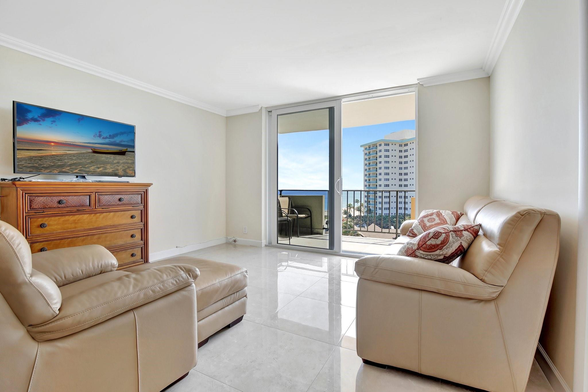 2000 S Ocean Blvd 7J