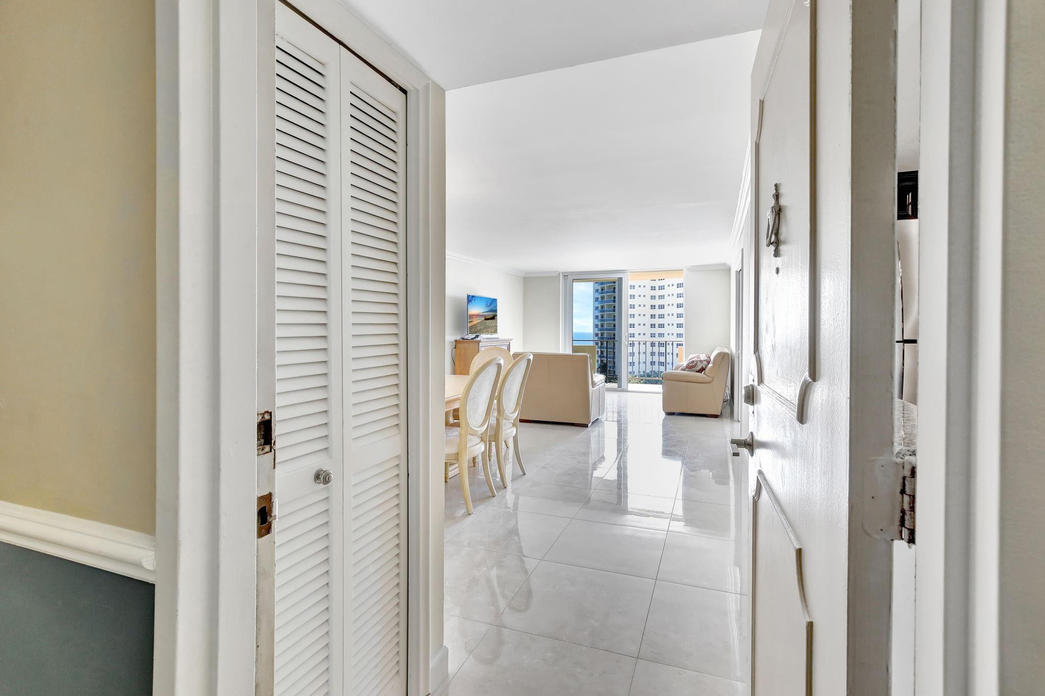 2000 S Ocean Blvd 7J