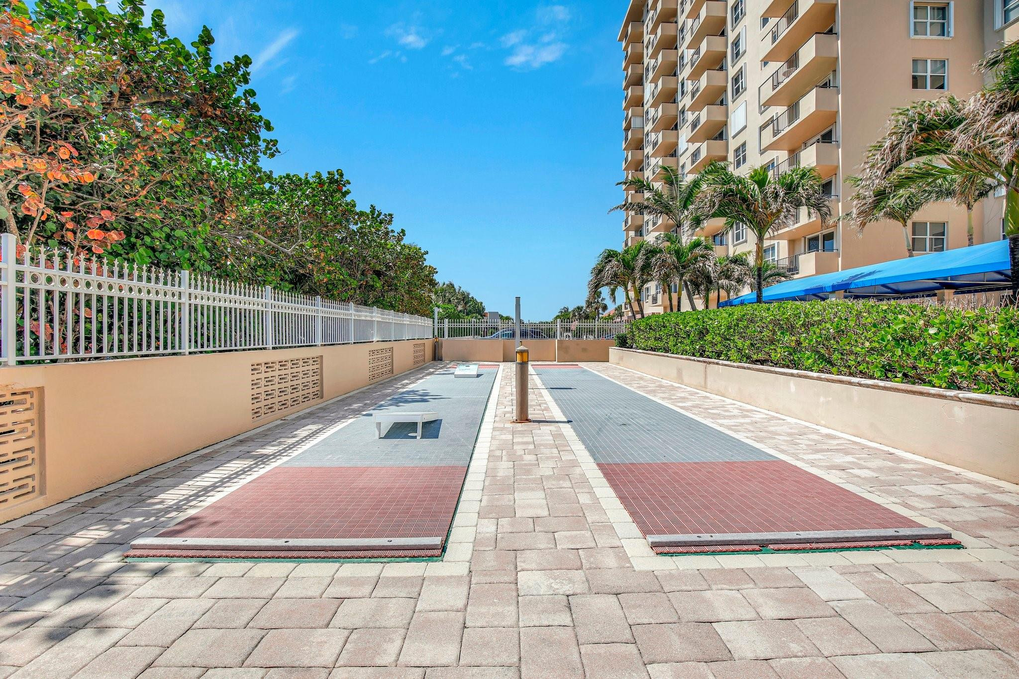 2000 S Ocean Blvd 7J