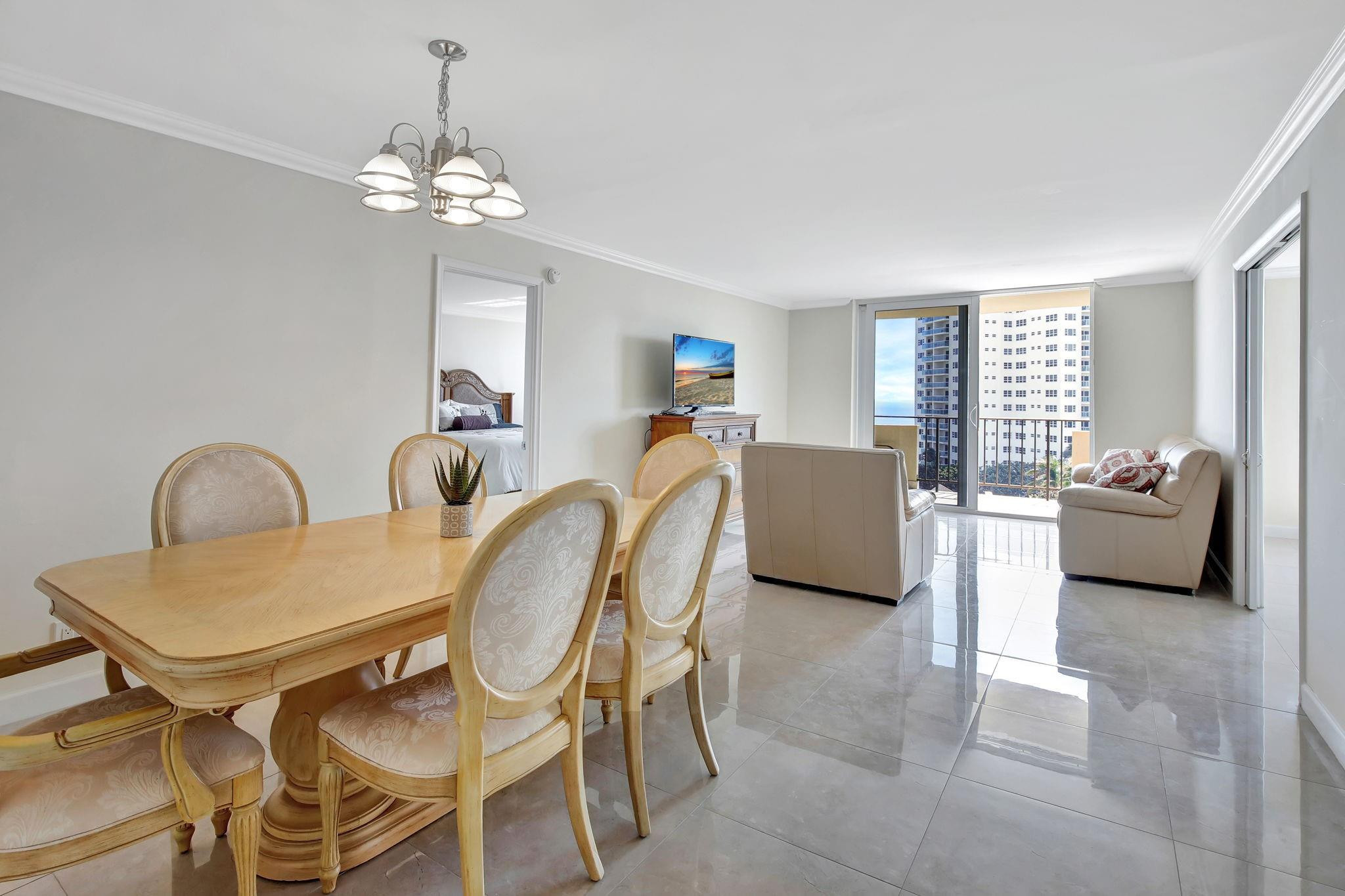 2000 S Ocean Blvd 7J