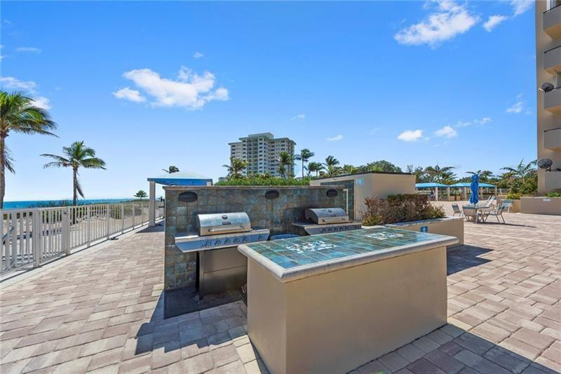 2000 S Ocean Blvd 7J