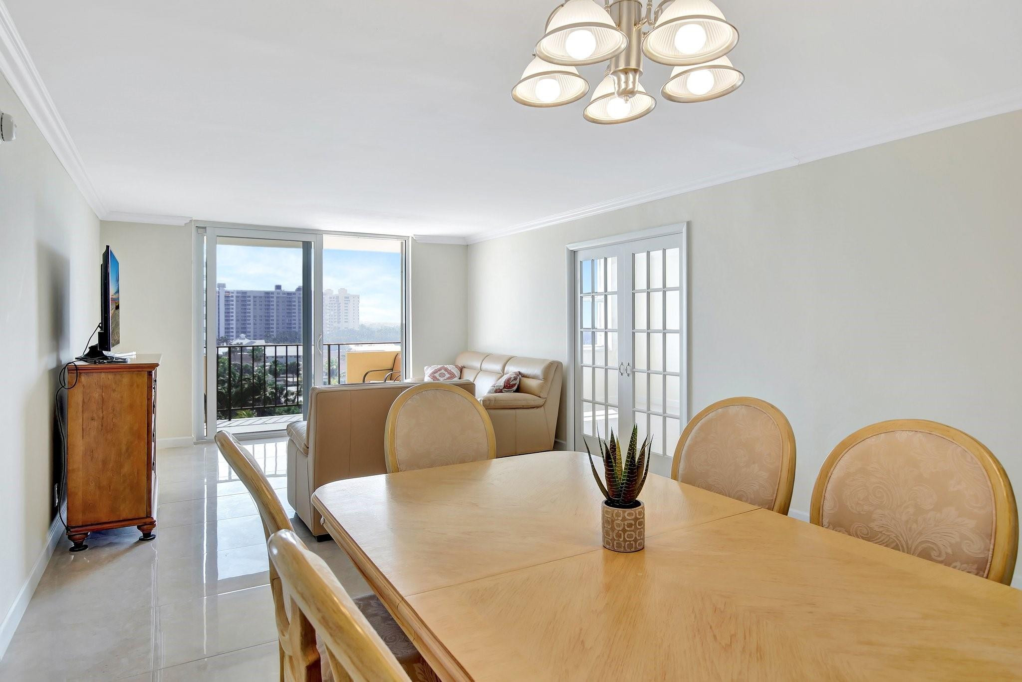 2000 S Ocean Blvd 7J