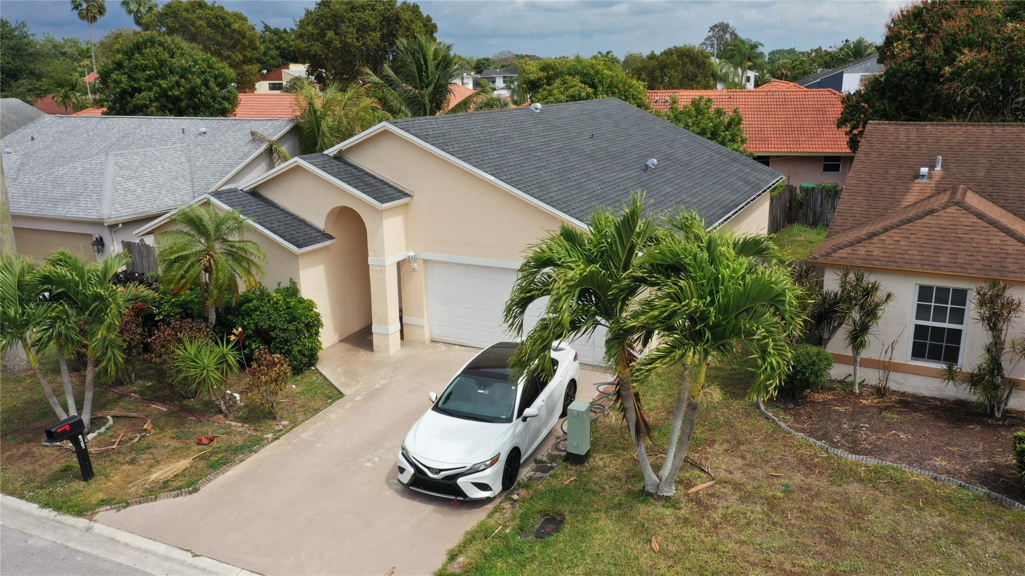 1464 Waterway Cove Dr