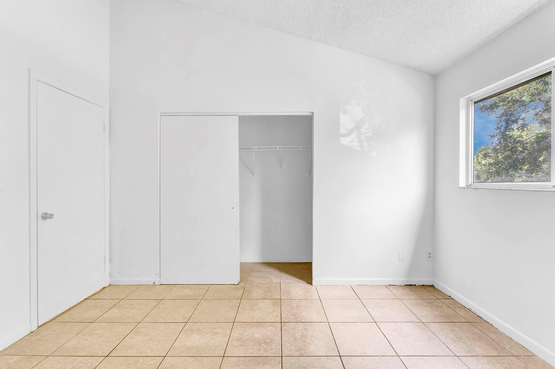 3449 NW 44th St 205