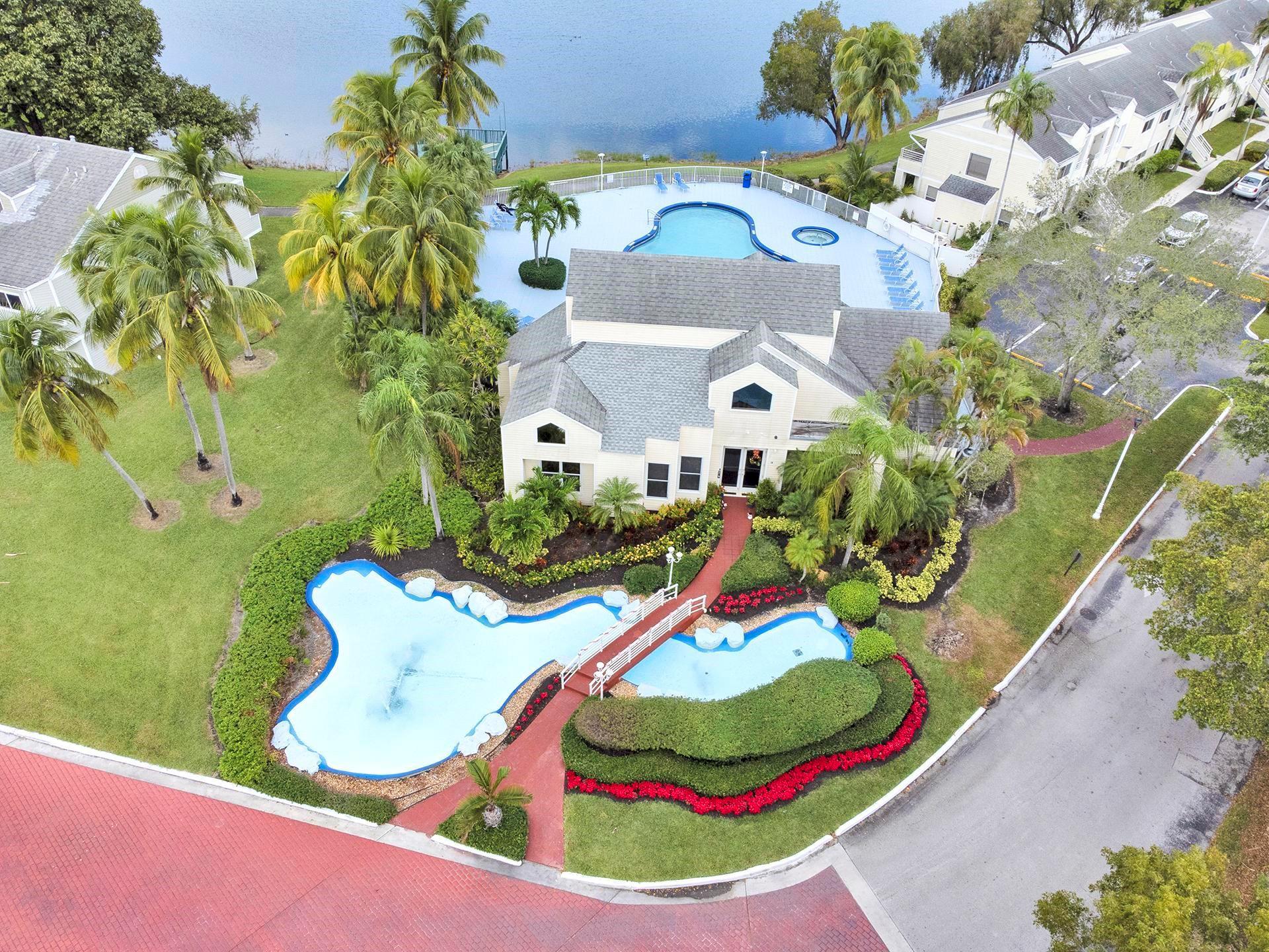 3413 NW 44th St 205