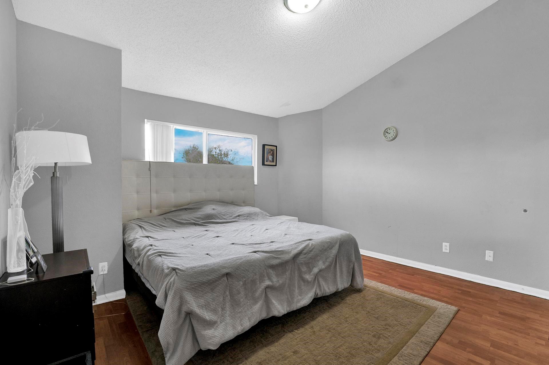 3413 NW 44th St 205