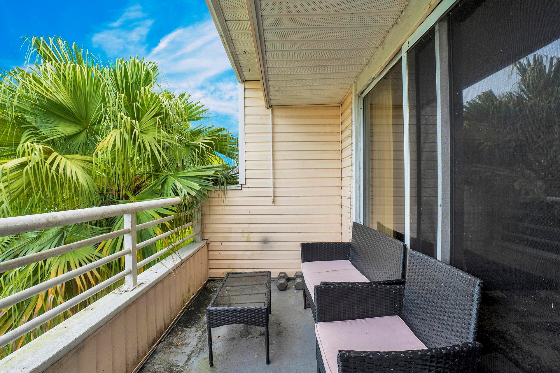 3413 NW 44th St 205