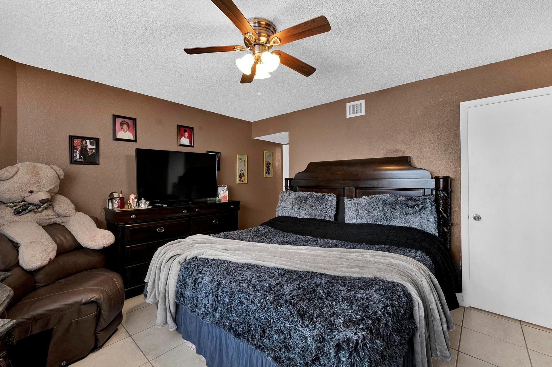 3413 NW 44th St 108