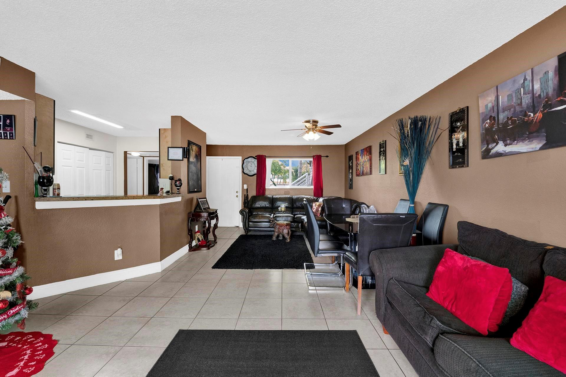 3413 NW 44th St 108