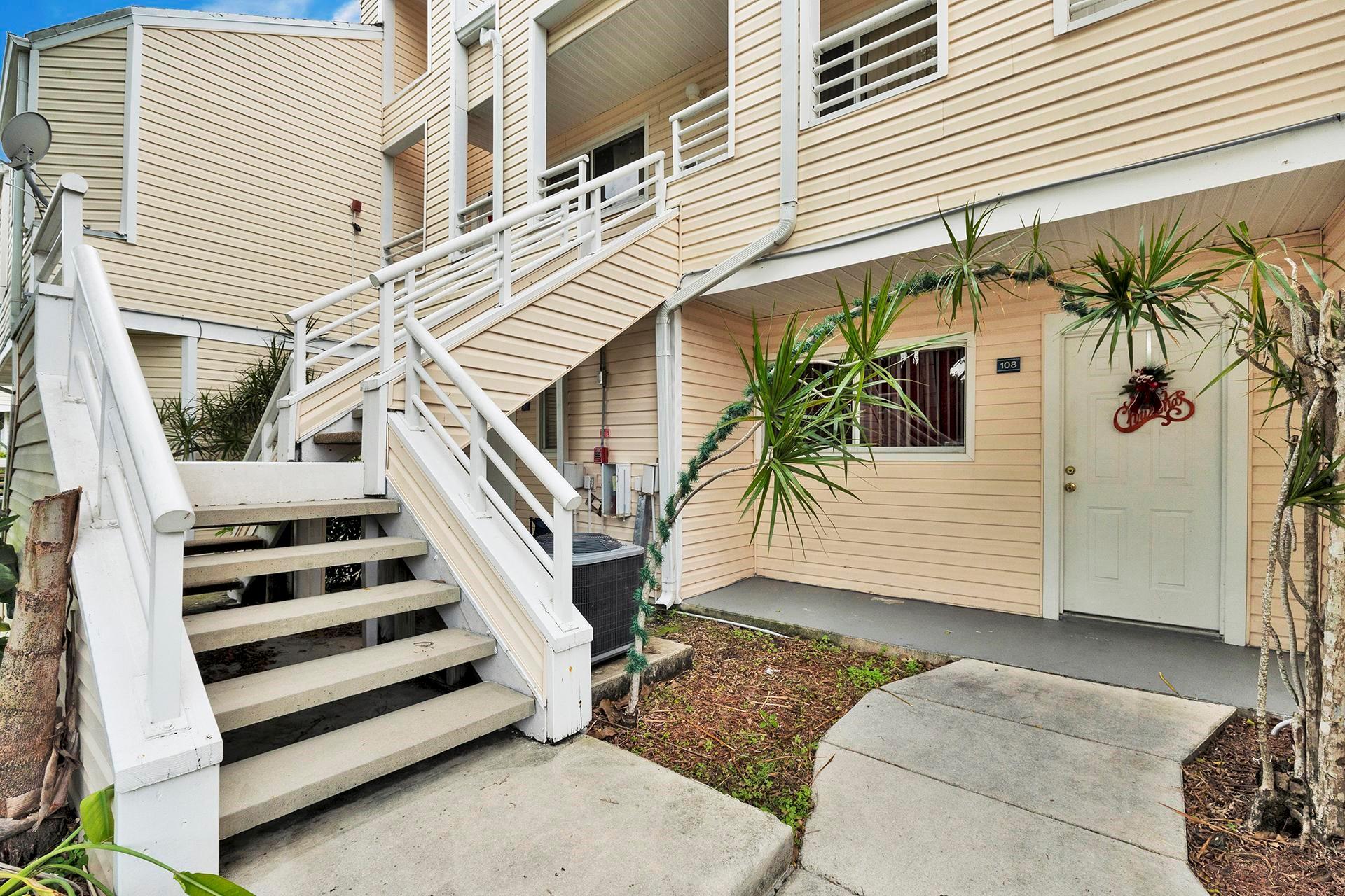 3413 NW 44th St 108