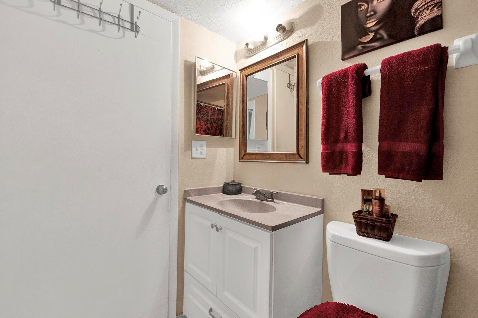 3413 NW 44th St 108