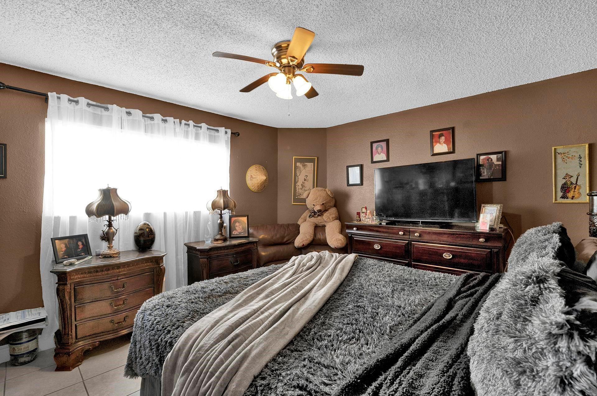 3413 NW 44th St 108