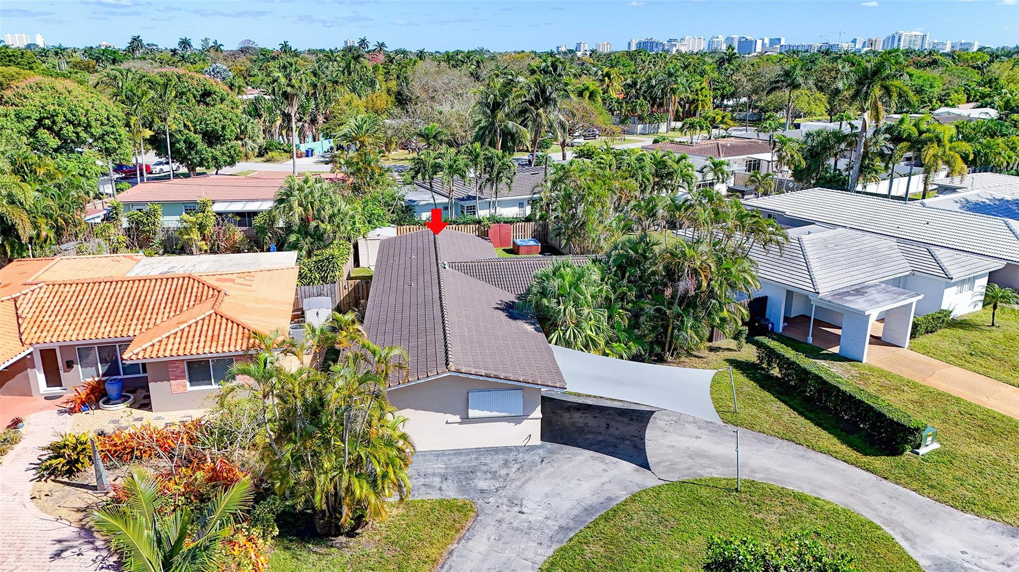1616 Poinsettia Dr