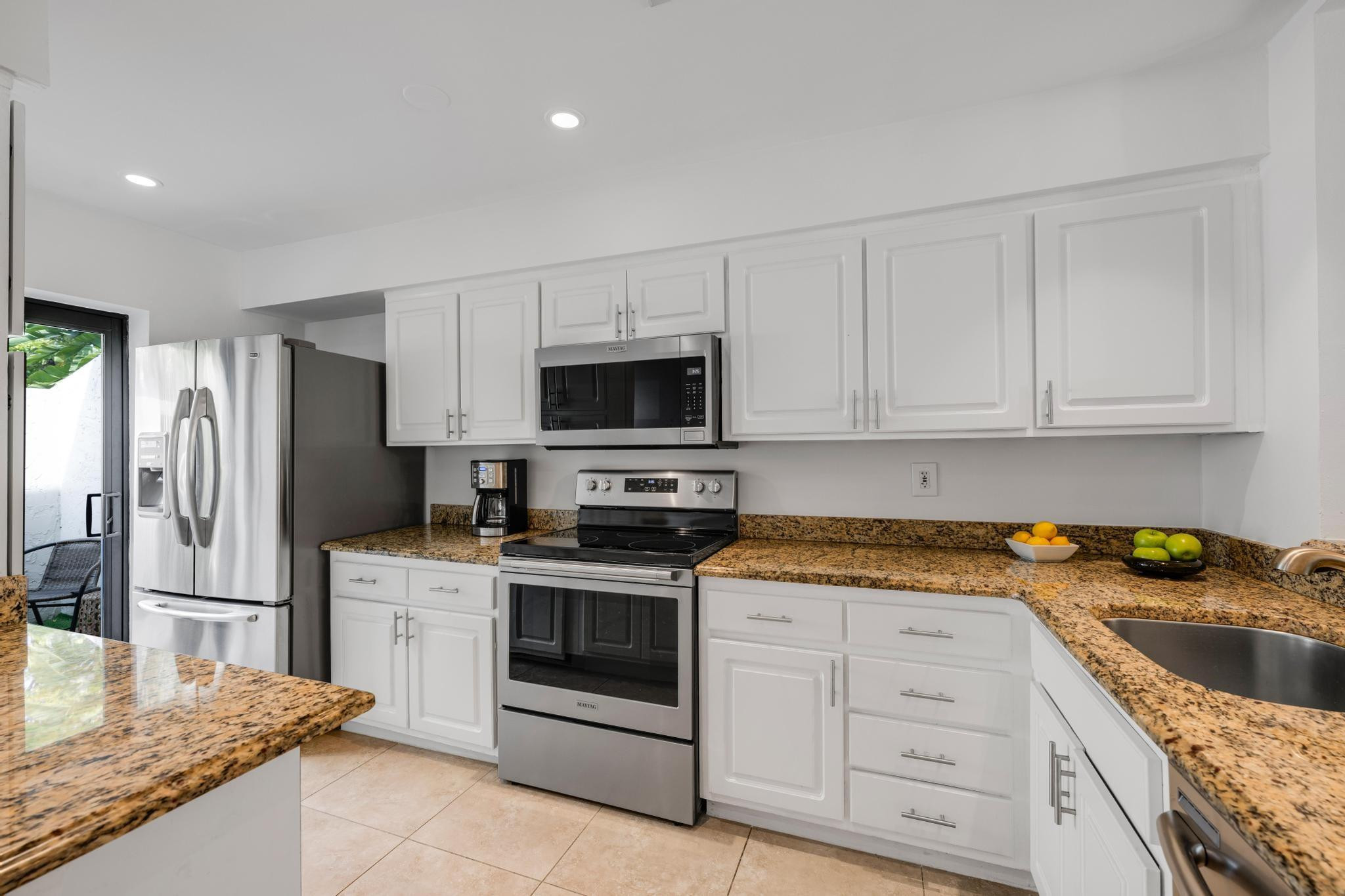 547 NE 7th Ave 3A