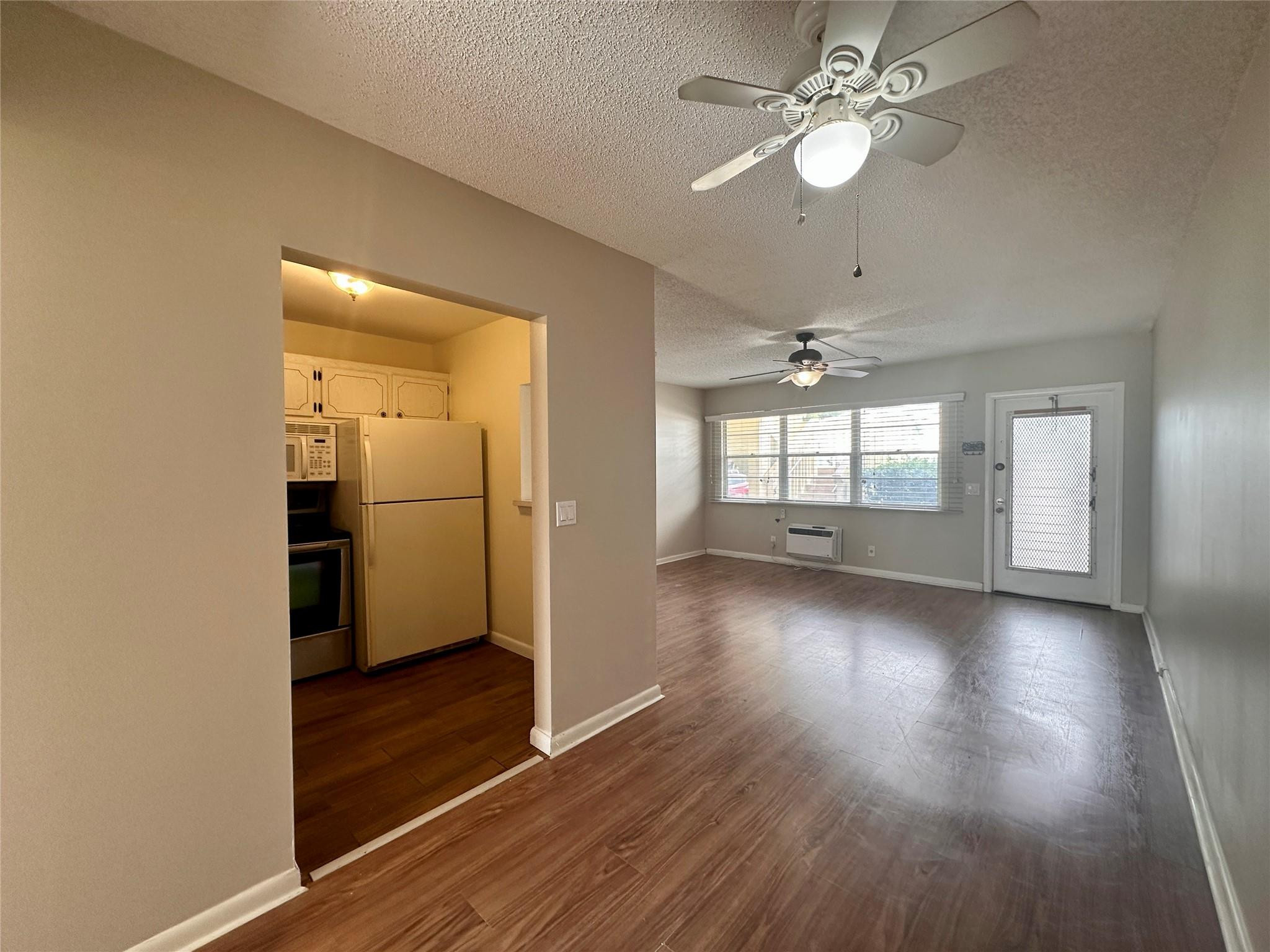 148 Westbury I 148
