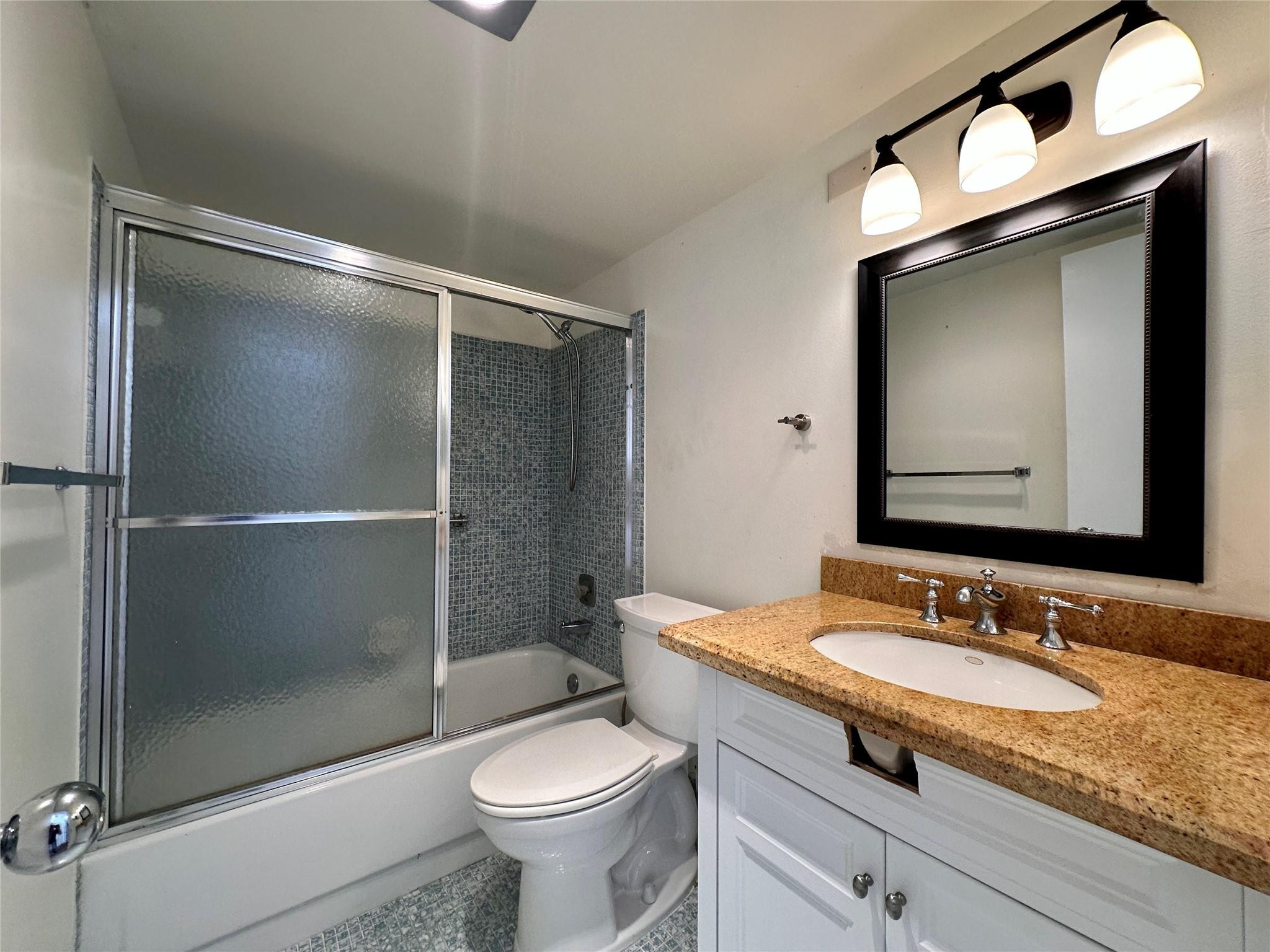 148 Westbury I 148