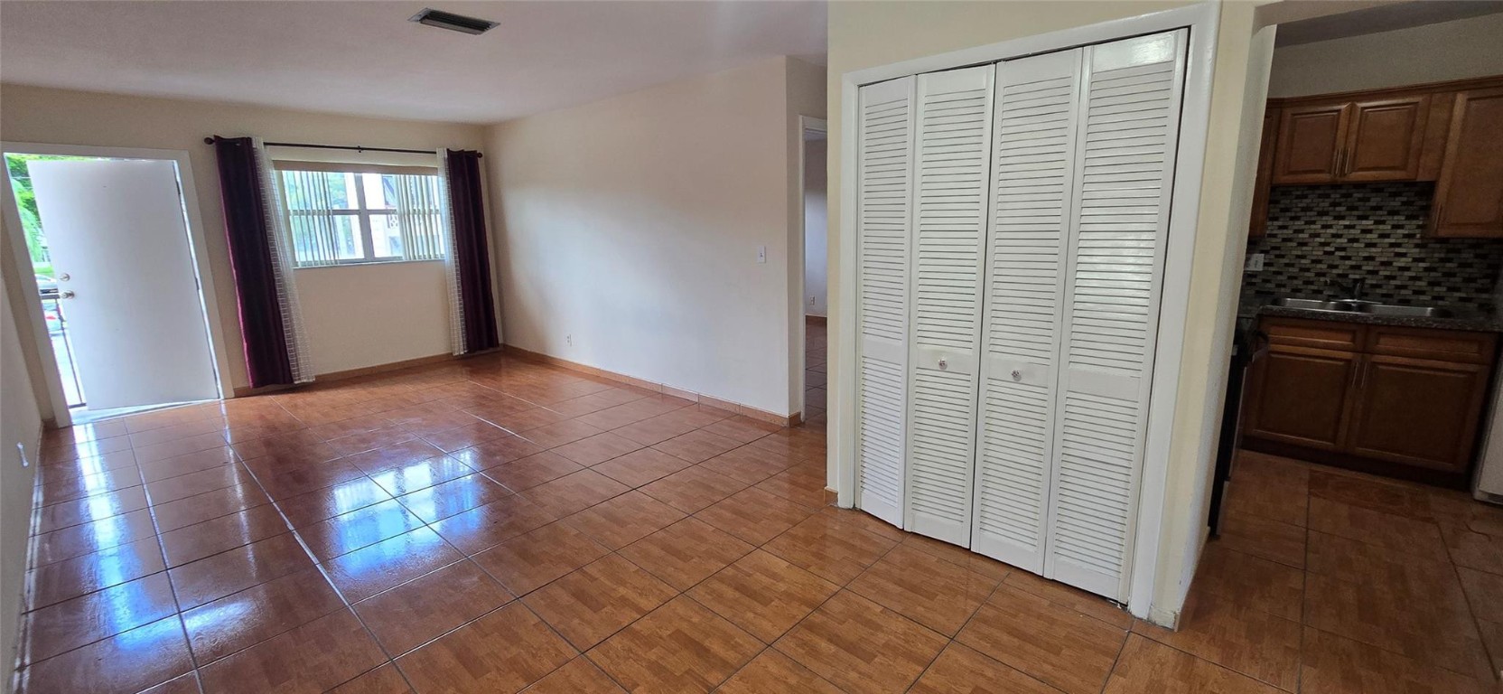 3930 Crystal Lake Drive 210, Deerfield Beach Unit: 210
