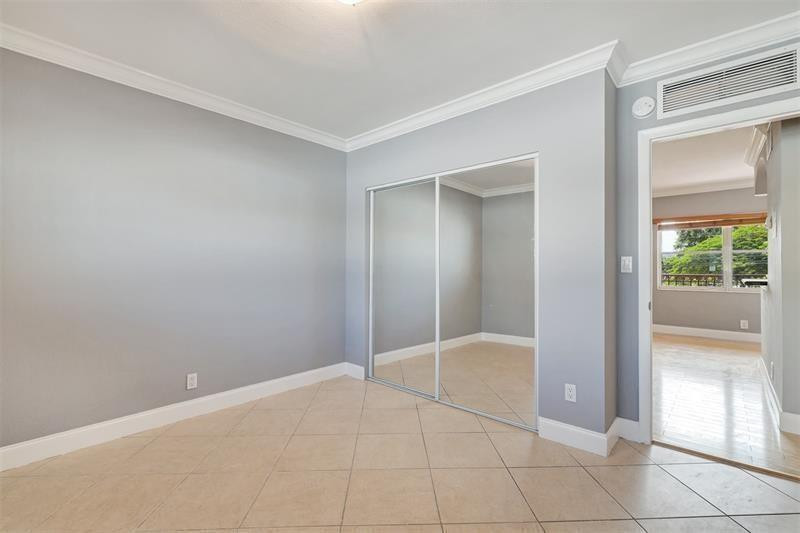 744 NE 14th Ave 15