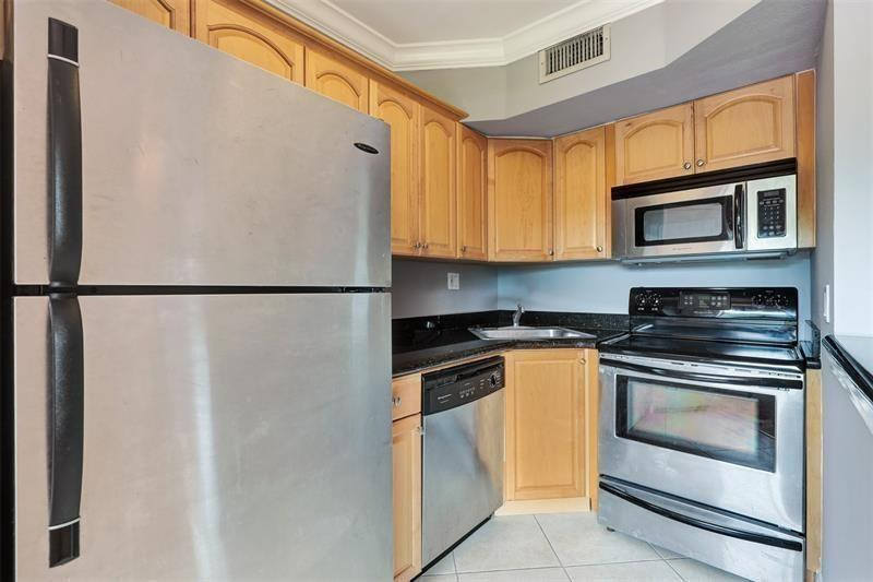 744 NE 14th Ave 15