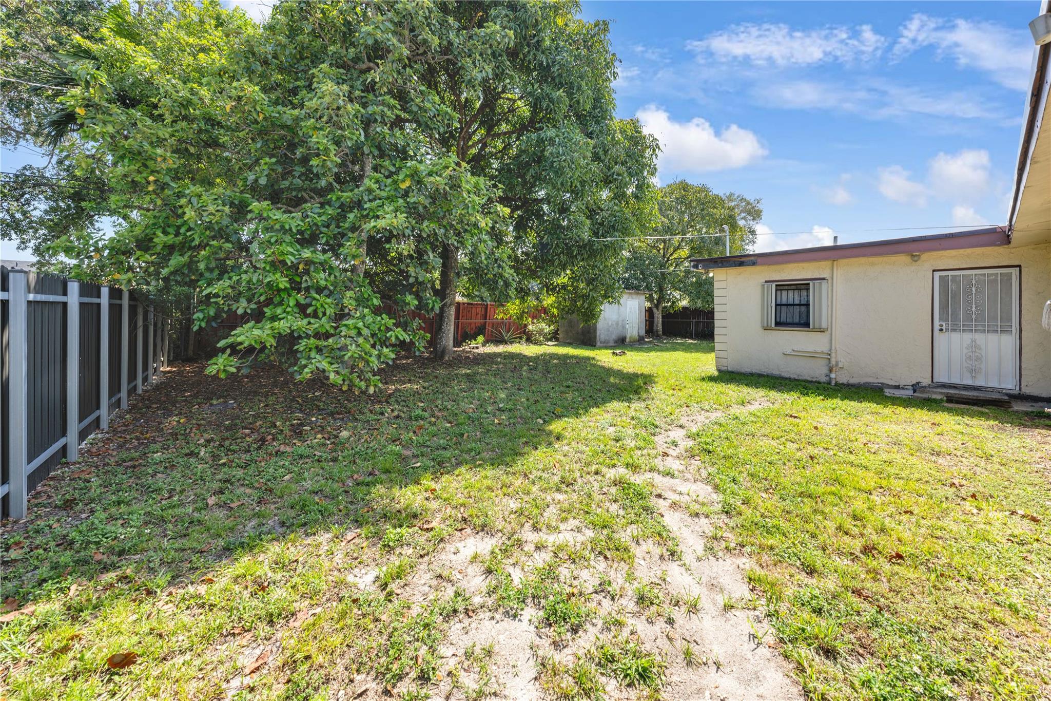 3260 NW 174th St