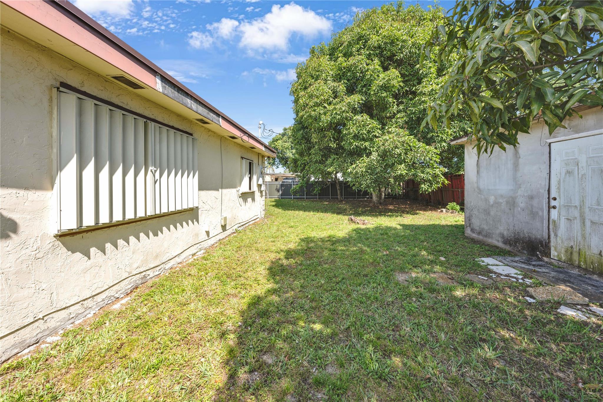 3260 NW 174th St
