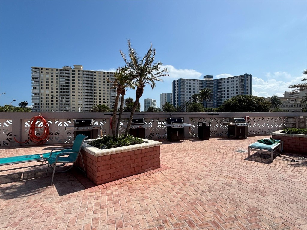 405 N Ocean Blvd 1116