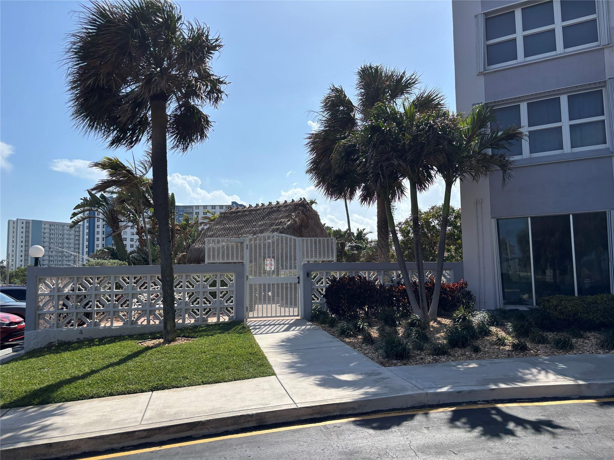 405 N Ocean Blvd 1116