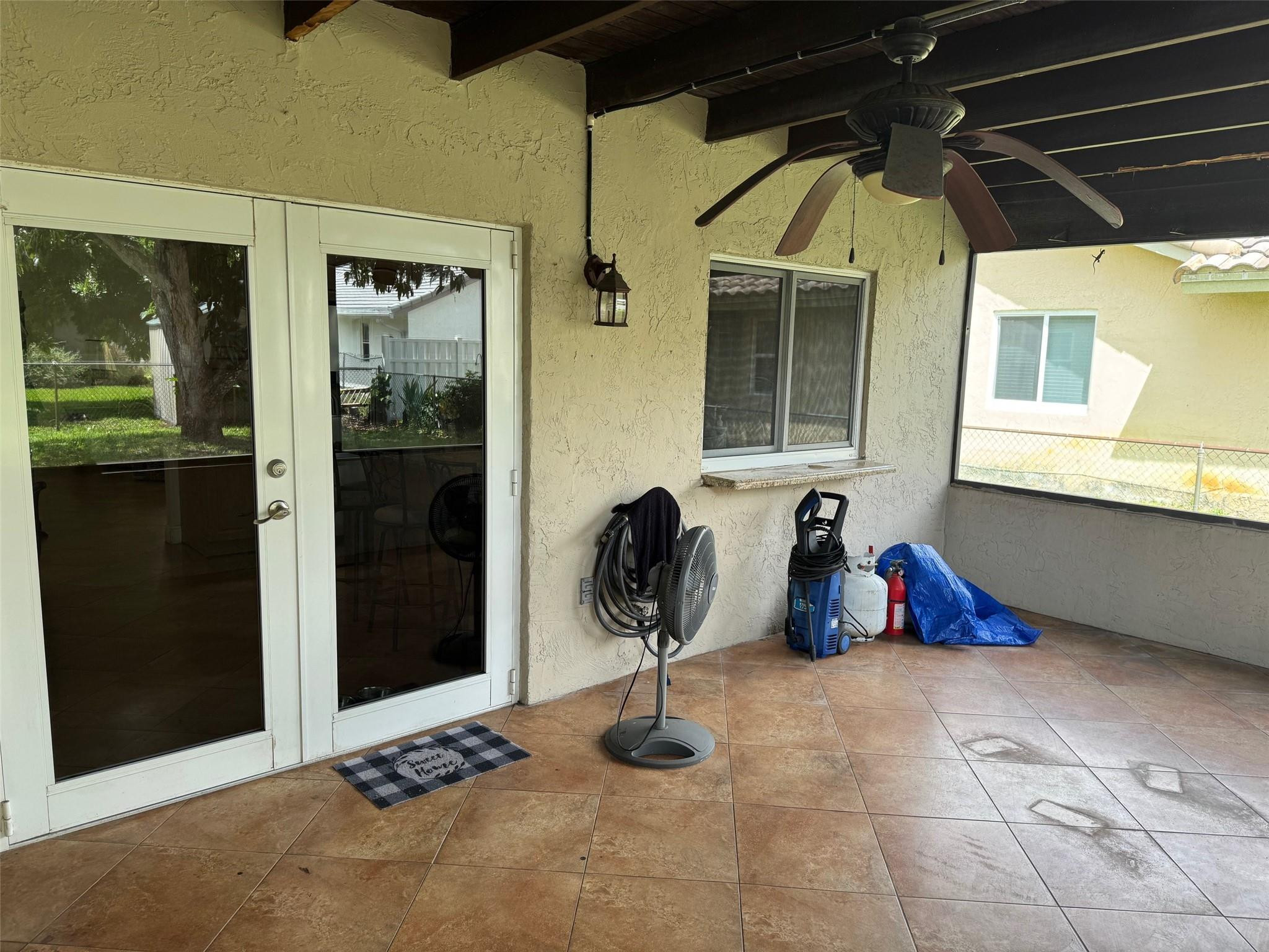 3059 NW 95th Ave