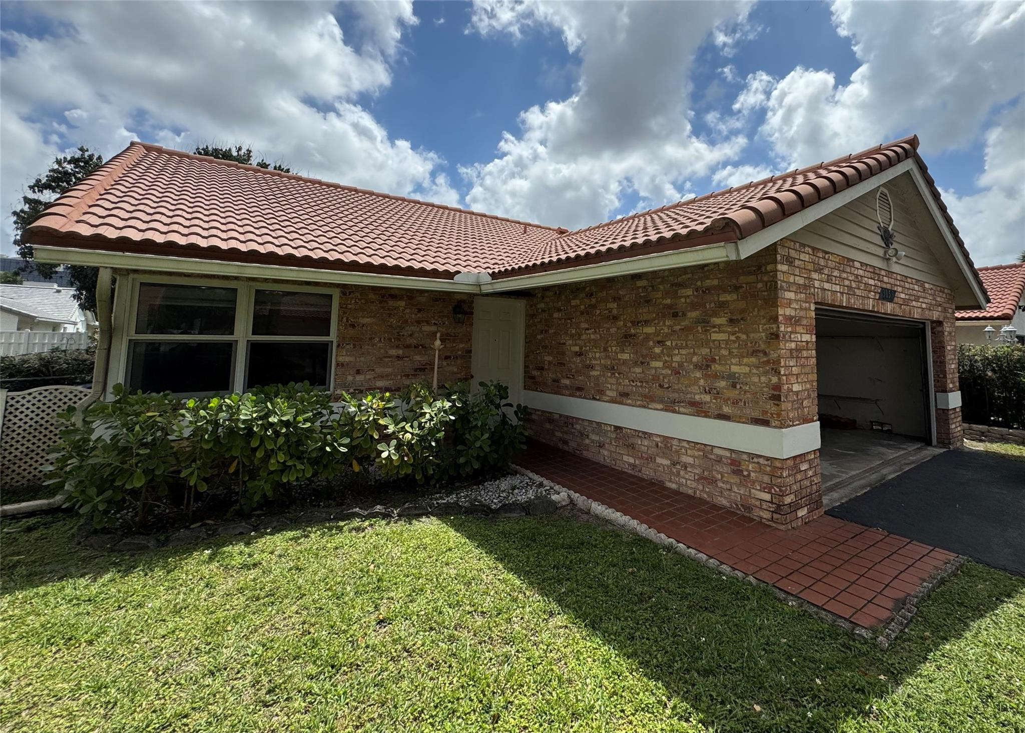 3059 NW 95th Ave