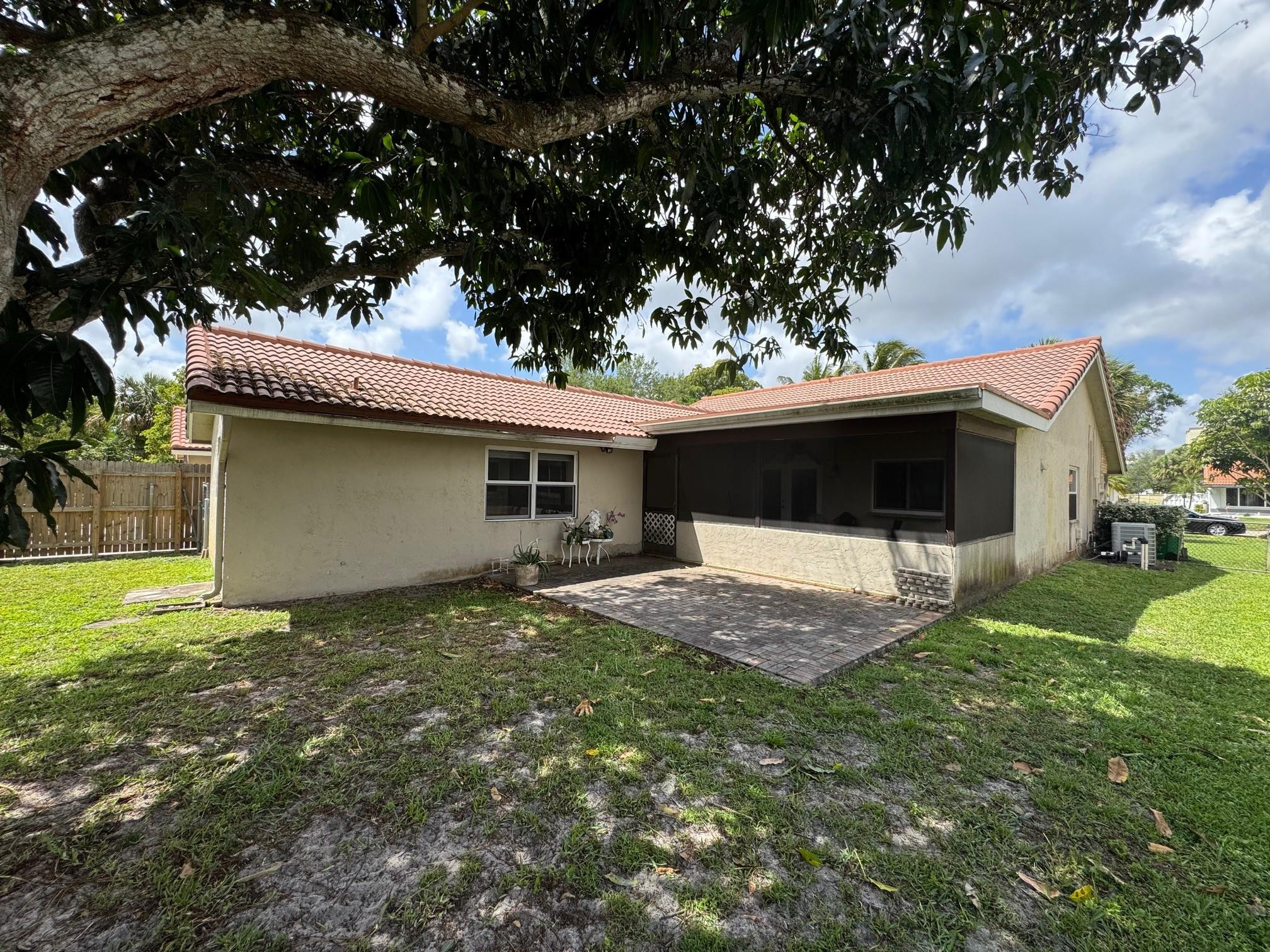 3059 NW 95th Ave